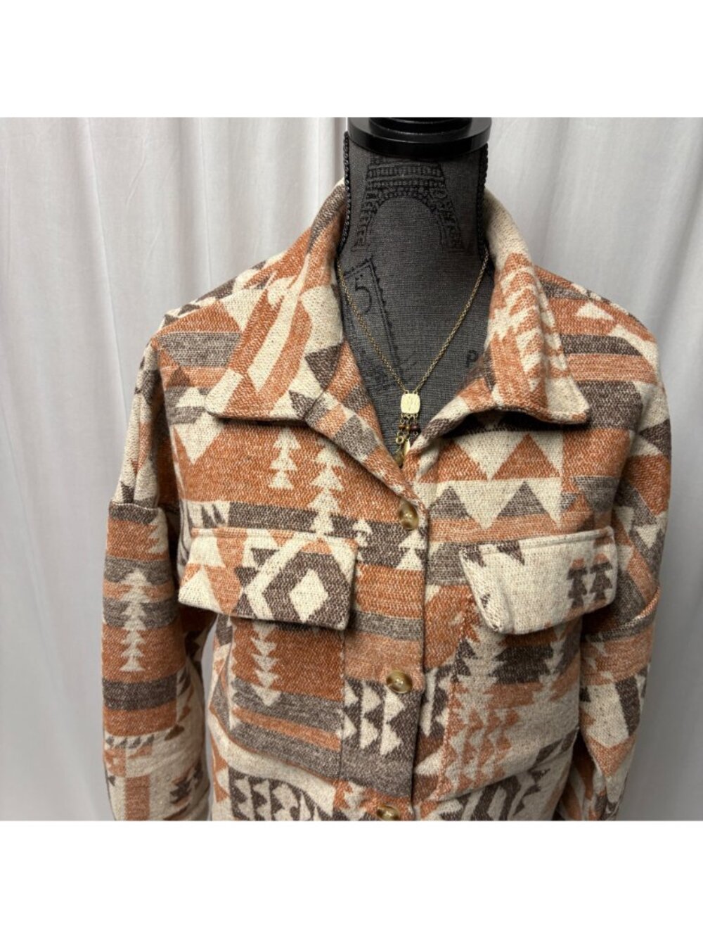 Aztec Button-Up Jacket Womens Size Medium Dropped Shoulder Collared Boho Shacket - Picture 2 of 8